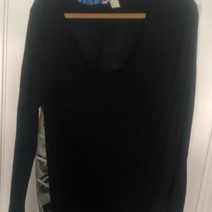 Basic long sleeve black tee
